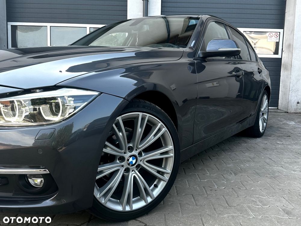 BMW Seria 3 320d - 4