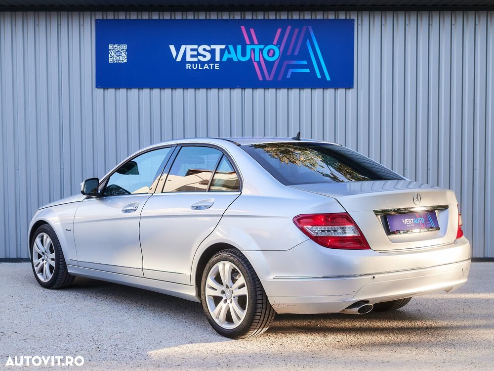 Mercedes-Benz C - 4