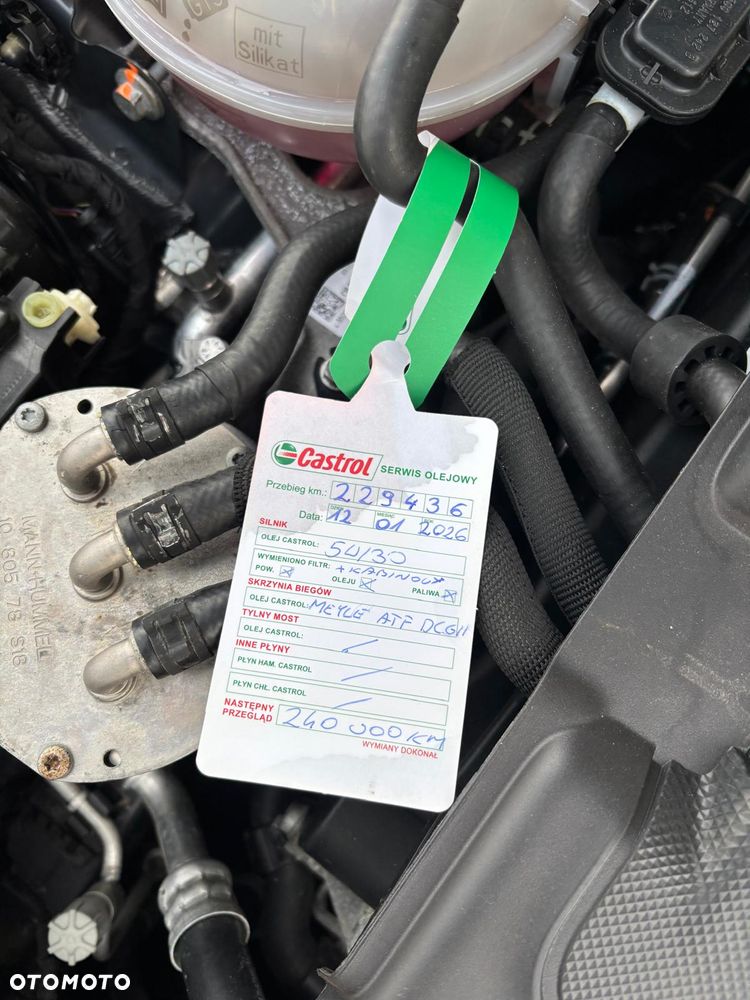 Volkswagen Golf - 23