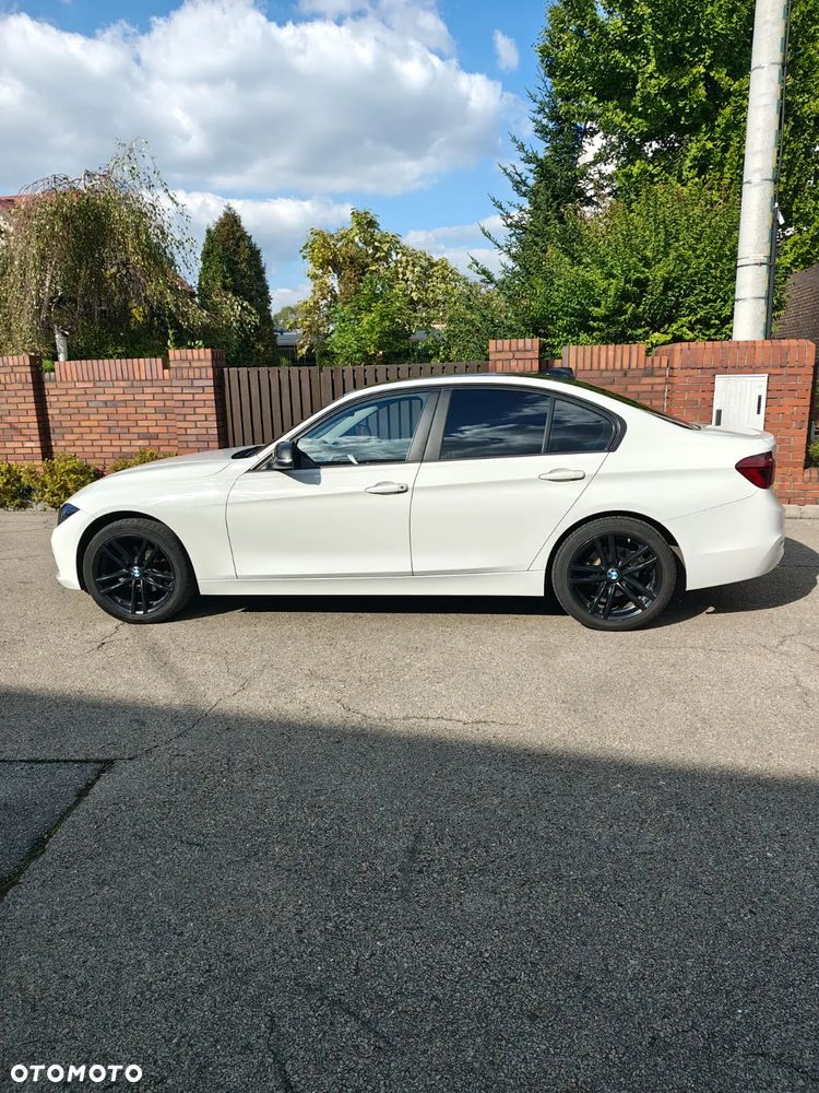 BMW Seria 3 318d Advantage - 2