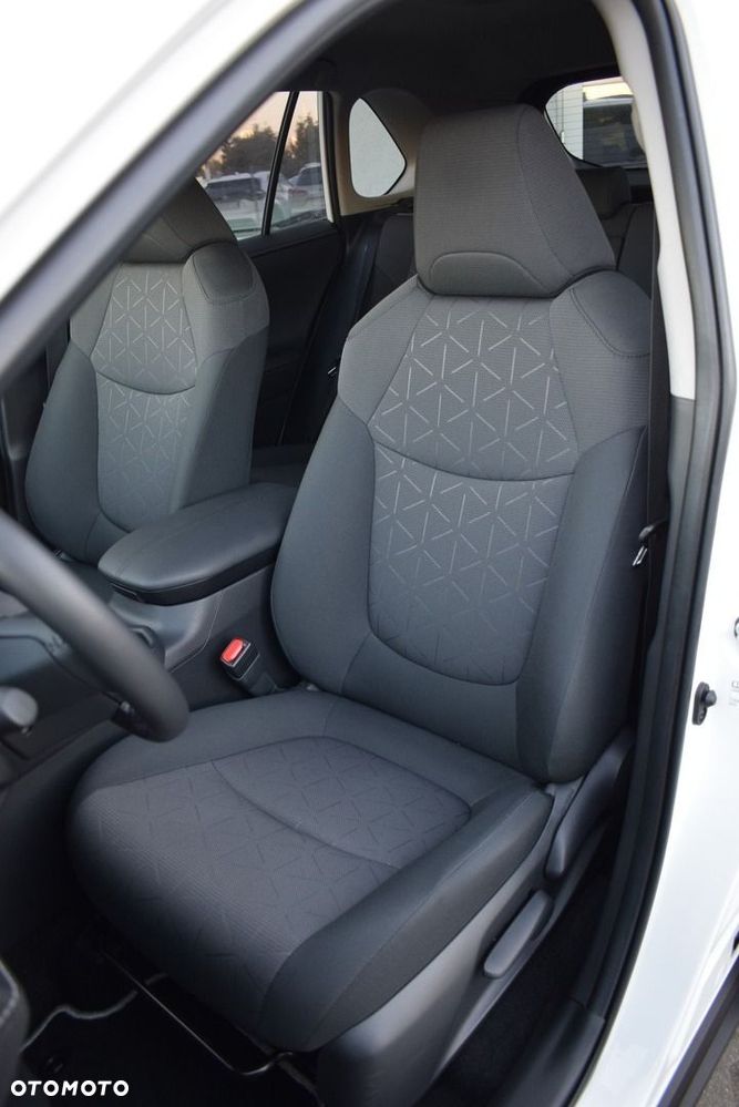 Toyota RAV4 - 14