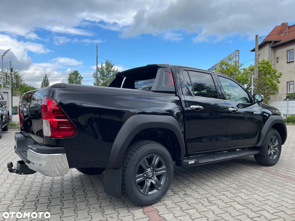 Toyota Hilux - 8