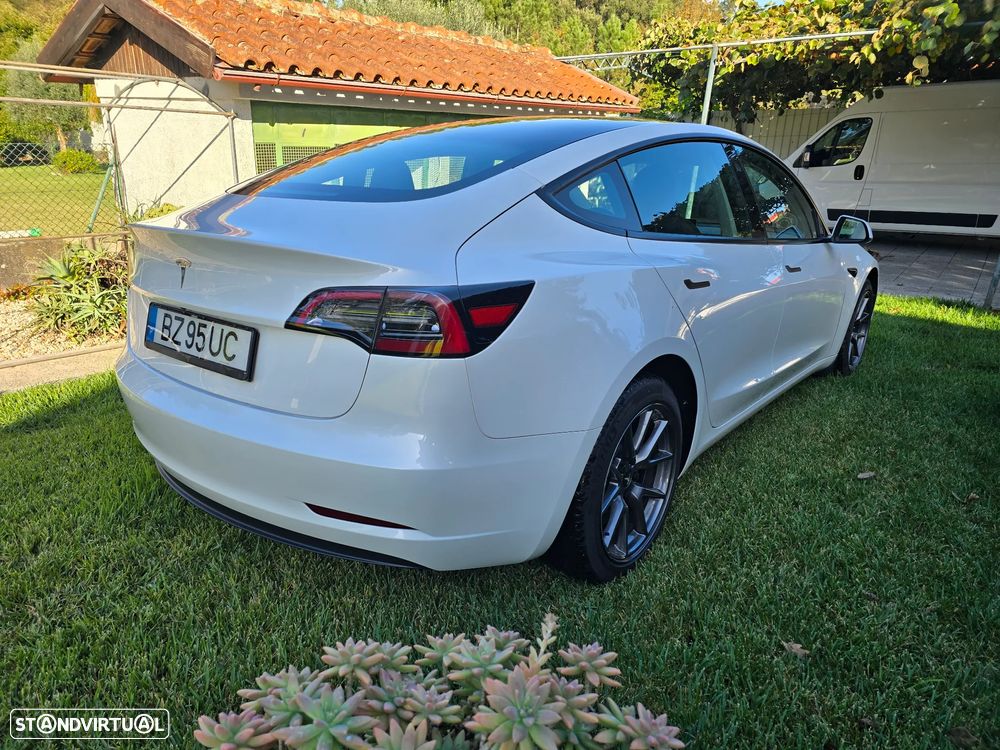 Tesla Model 3 Standard Range Plus RWD - 5