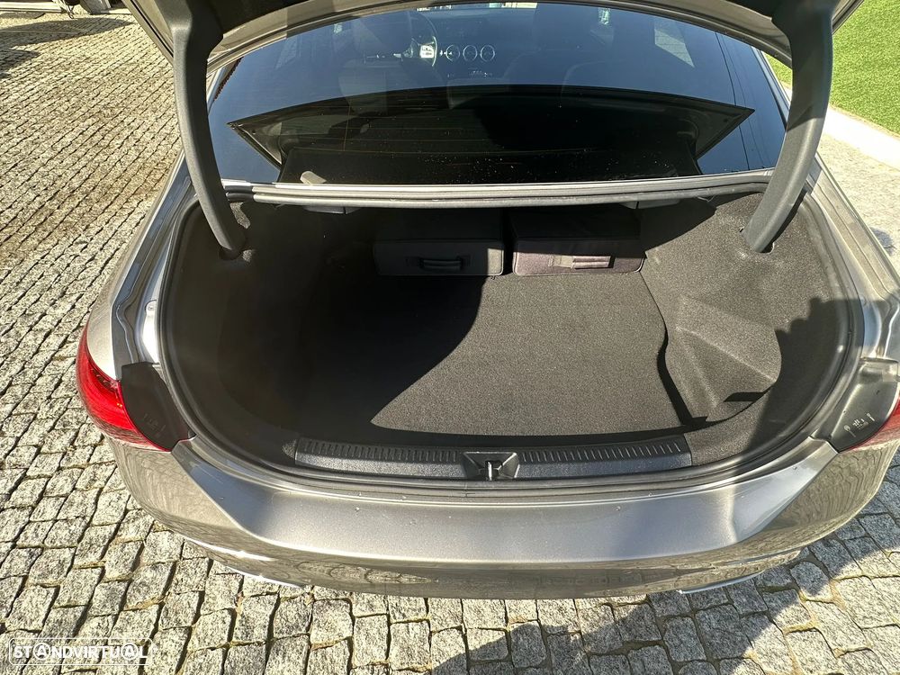 Mercedes-Benz A 250 Limousine e 8G-DCT AMG Line Advanced - 10