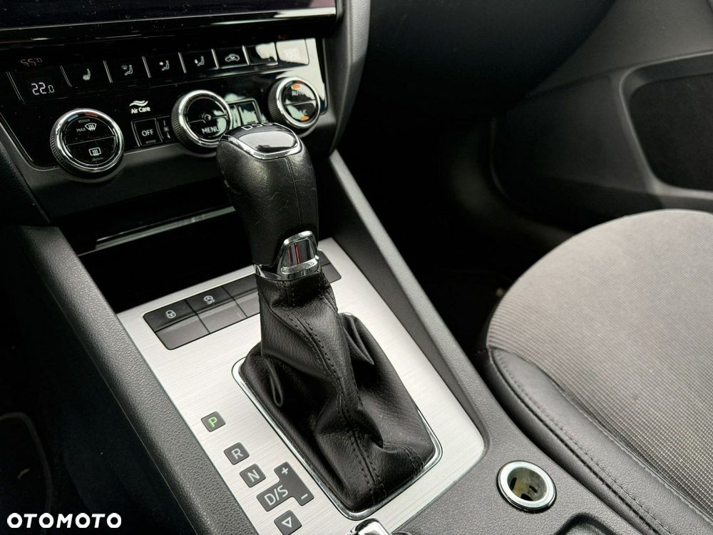 Skoda Octavia 1.6 TDI Ambition DSG - 27