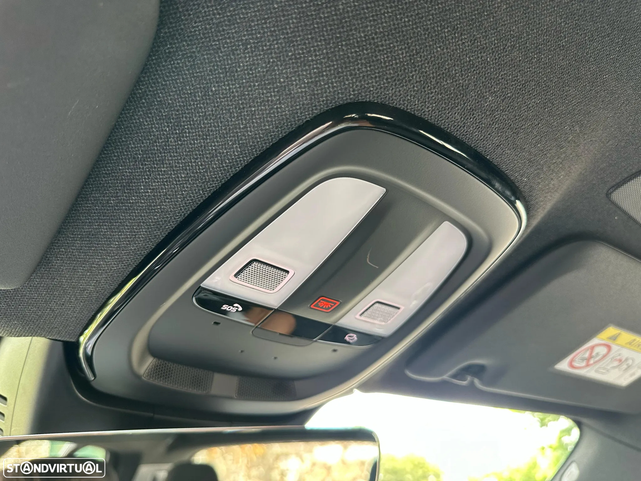 Volvo XC 40 Recharge Extended Range Plus - 24