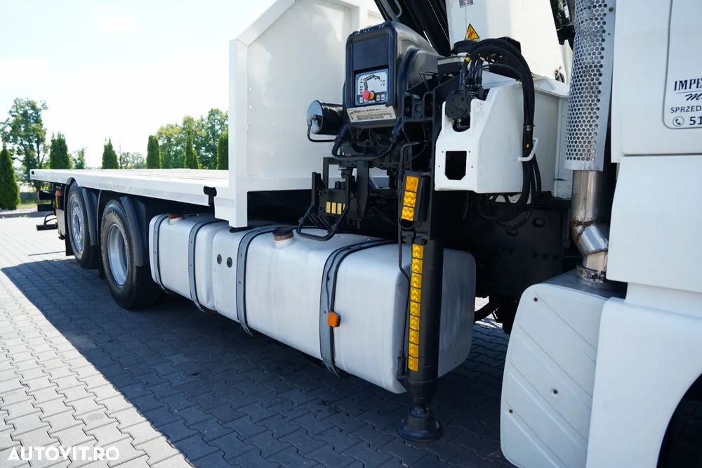 MAN TGX 18.440 / 6x2 / PLATFORMĂ - 6,3 M / HDS HIAB 422 E-6 HIDUO / CAPACITATE MAXIMĂ DE RIDICARE: 12.000 KG / EXTENSIE MAXIMĂ: 16,5 M / TELECOMANDĂ / - 21