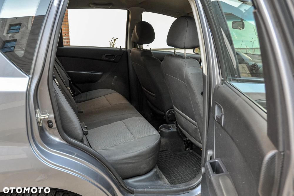 Chevrolet Aveo - 11