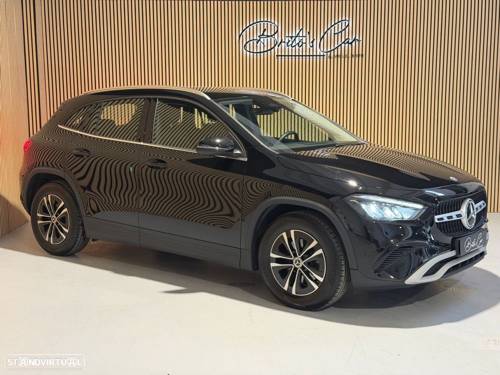 Mercedes-Benz GLA 180 7G-DCT Progressive - 2
