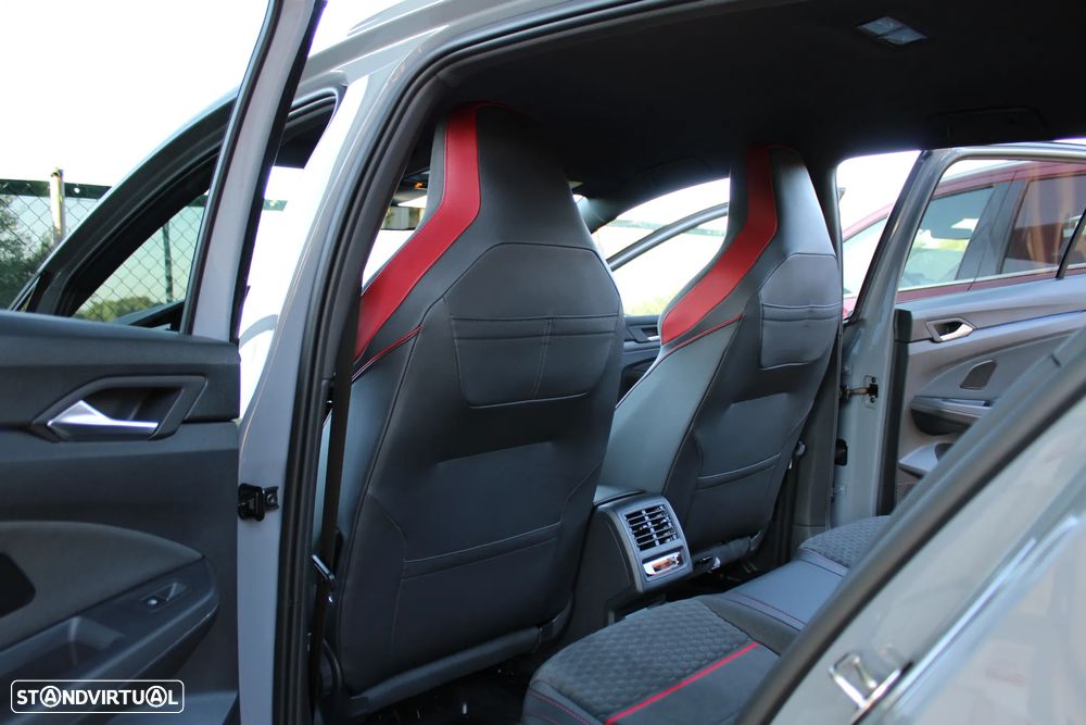 VW Golf 2.0 TSI OPF DSG GTI Clubsport - 44