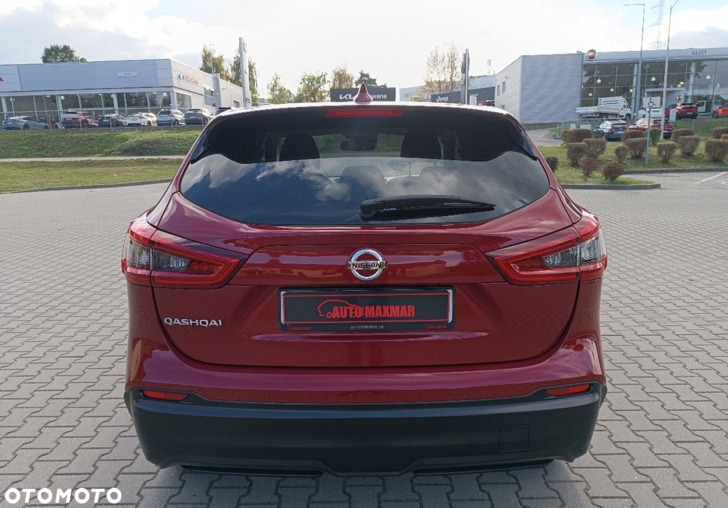 Nissan Qashqai - 10