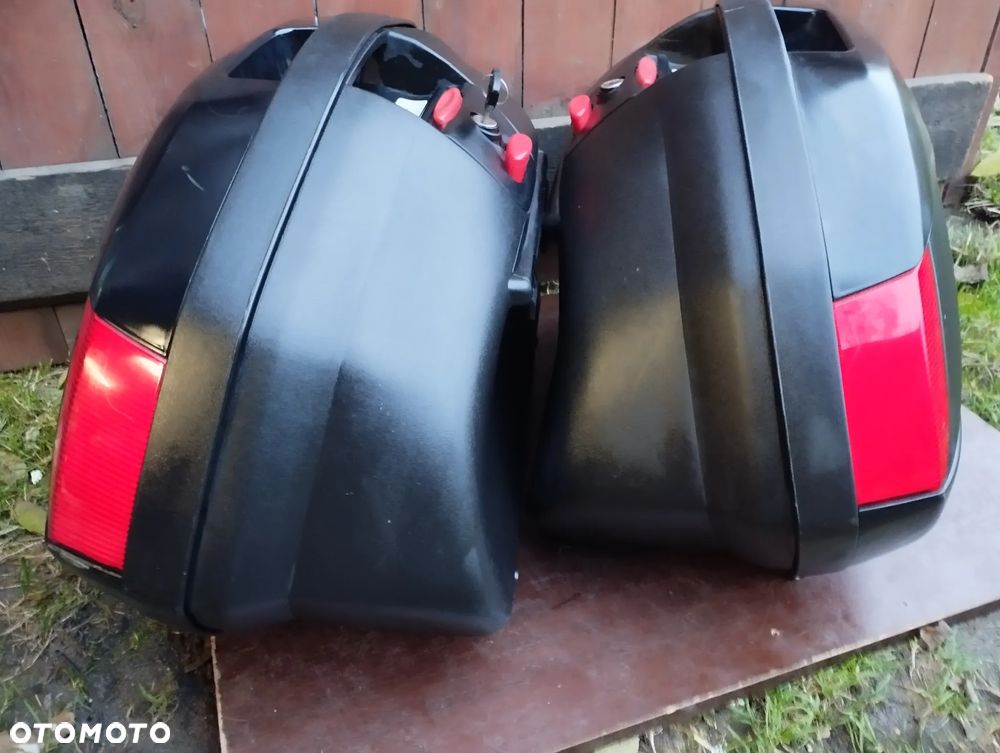 kufry boczne GIVI V35 Monokey SIDE Honda Yamaha Suzuki Kawasaki - 8