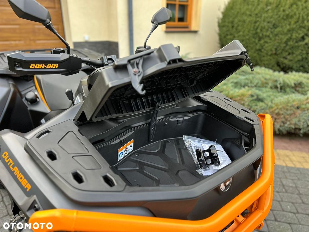 Can-Am Outlander - 20