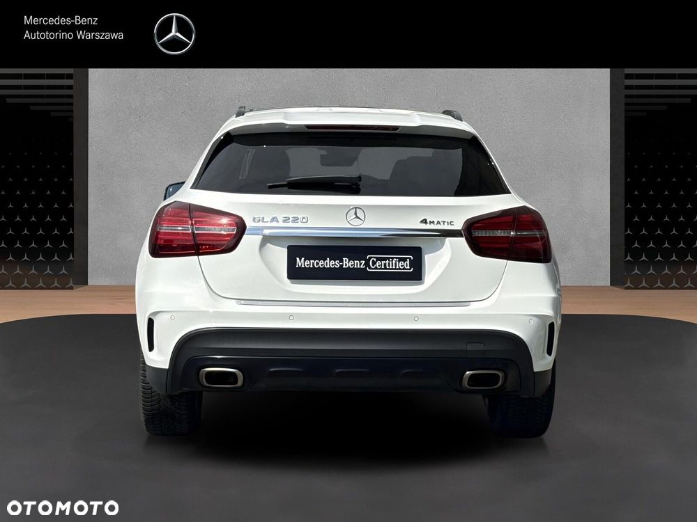 Mercedes-Benz GLA - 5