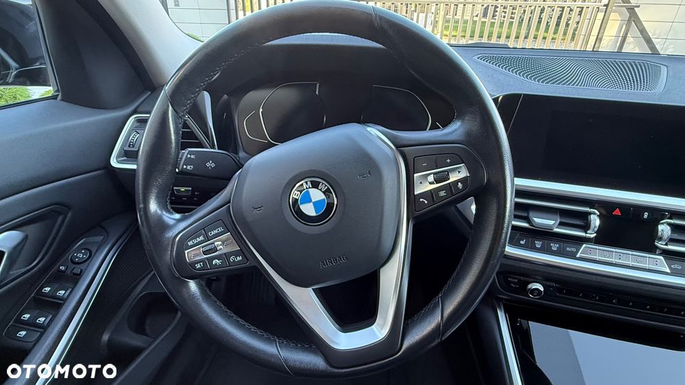 BMW Seria 3 318d mHEV M Sport - 20