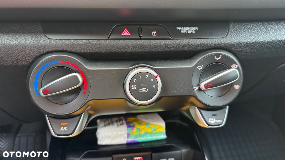 Kia Rio - 13