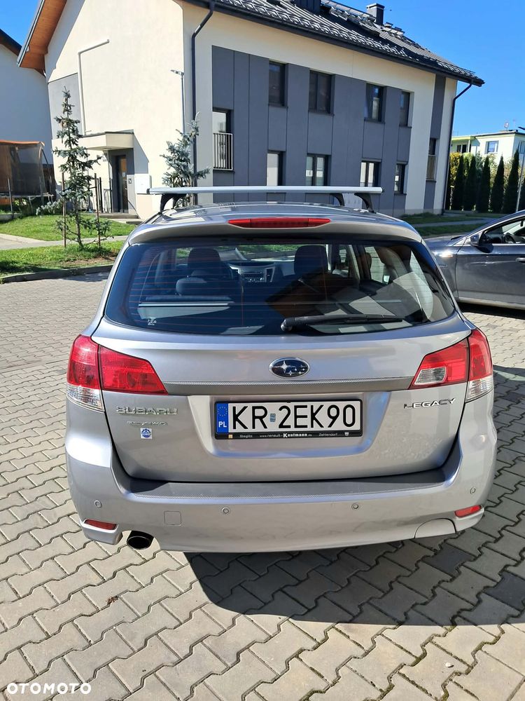 Subaru Legacy - 19