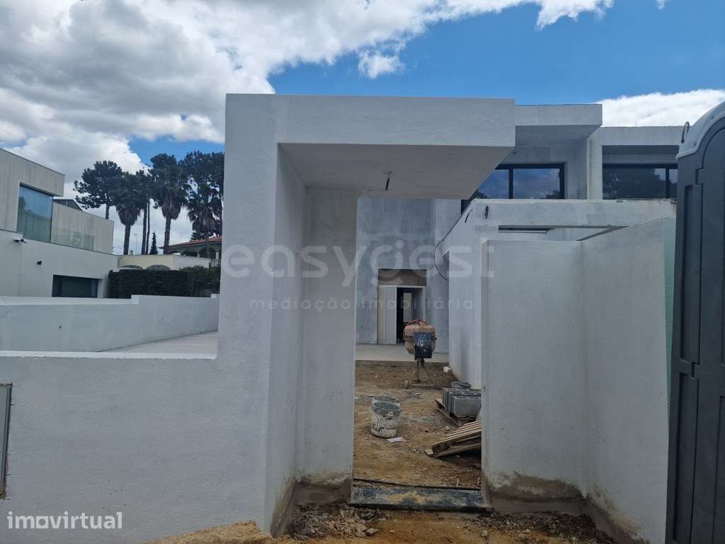 Luxuosa Moradia V5, sita na Verdizela - Grande imagem: 5/30