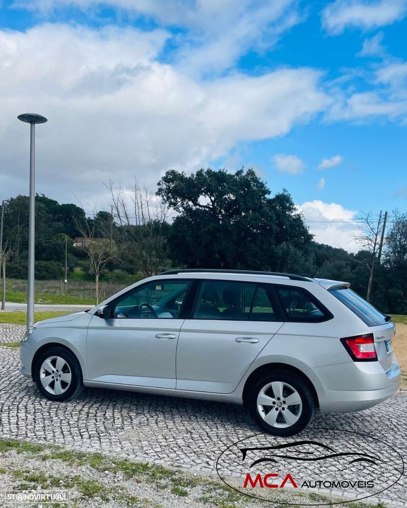Skoda Fabia Break 1.0 Style - 25