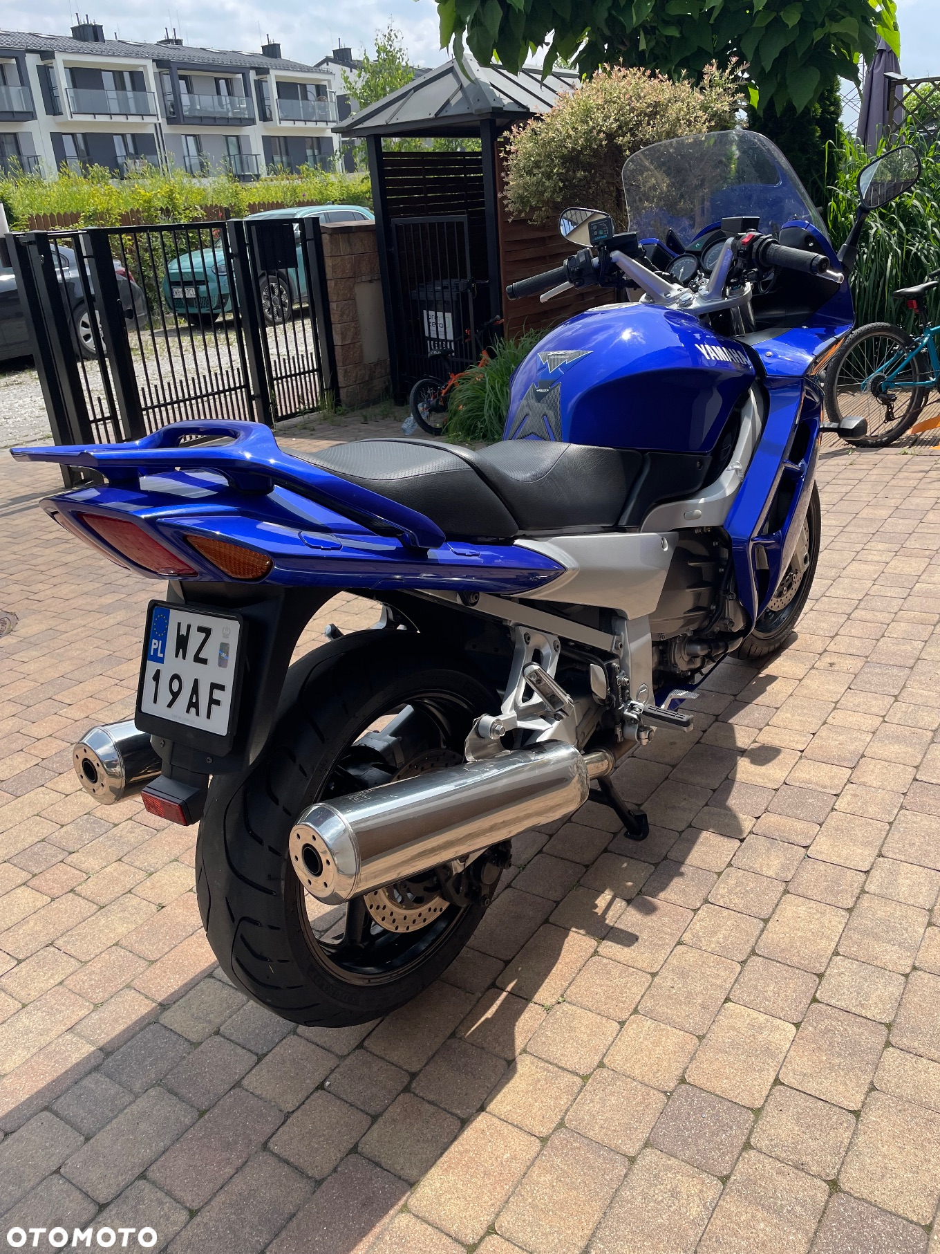 Yamaha FJR - 10