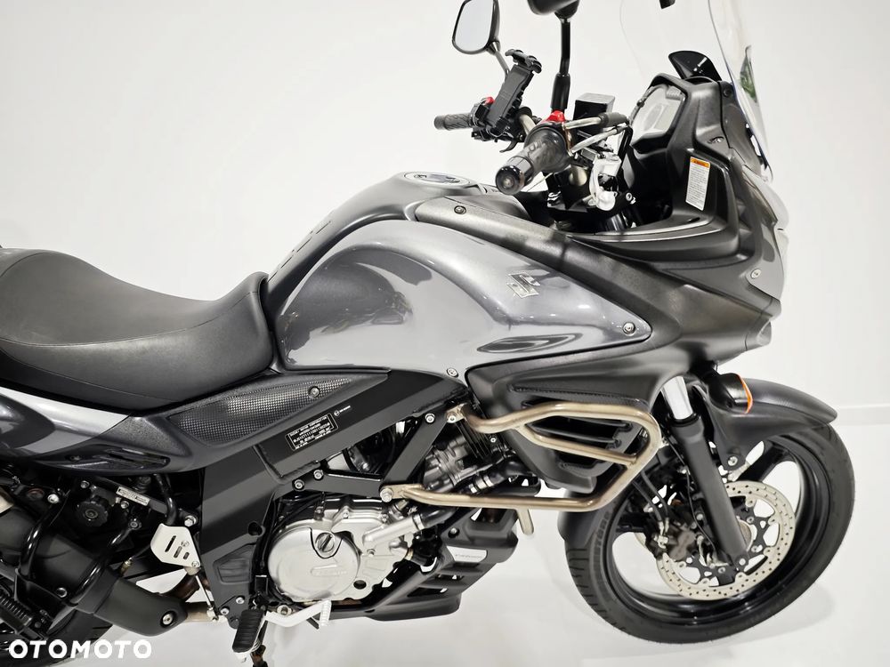 Suzuki V-STROM - 11