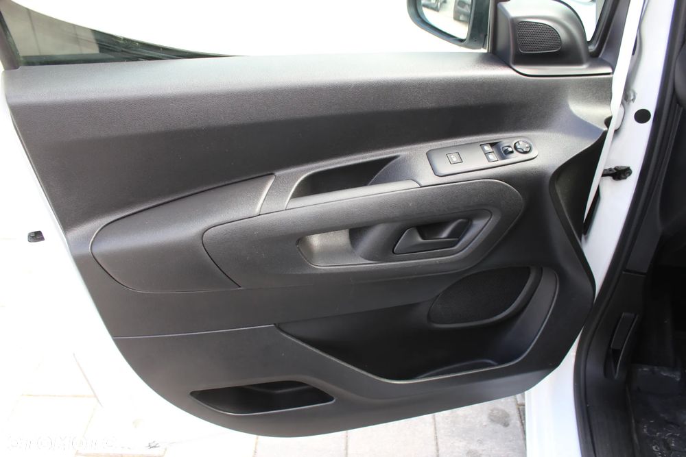 Opel Combo - 19