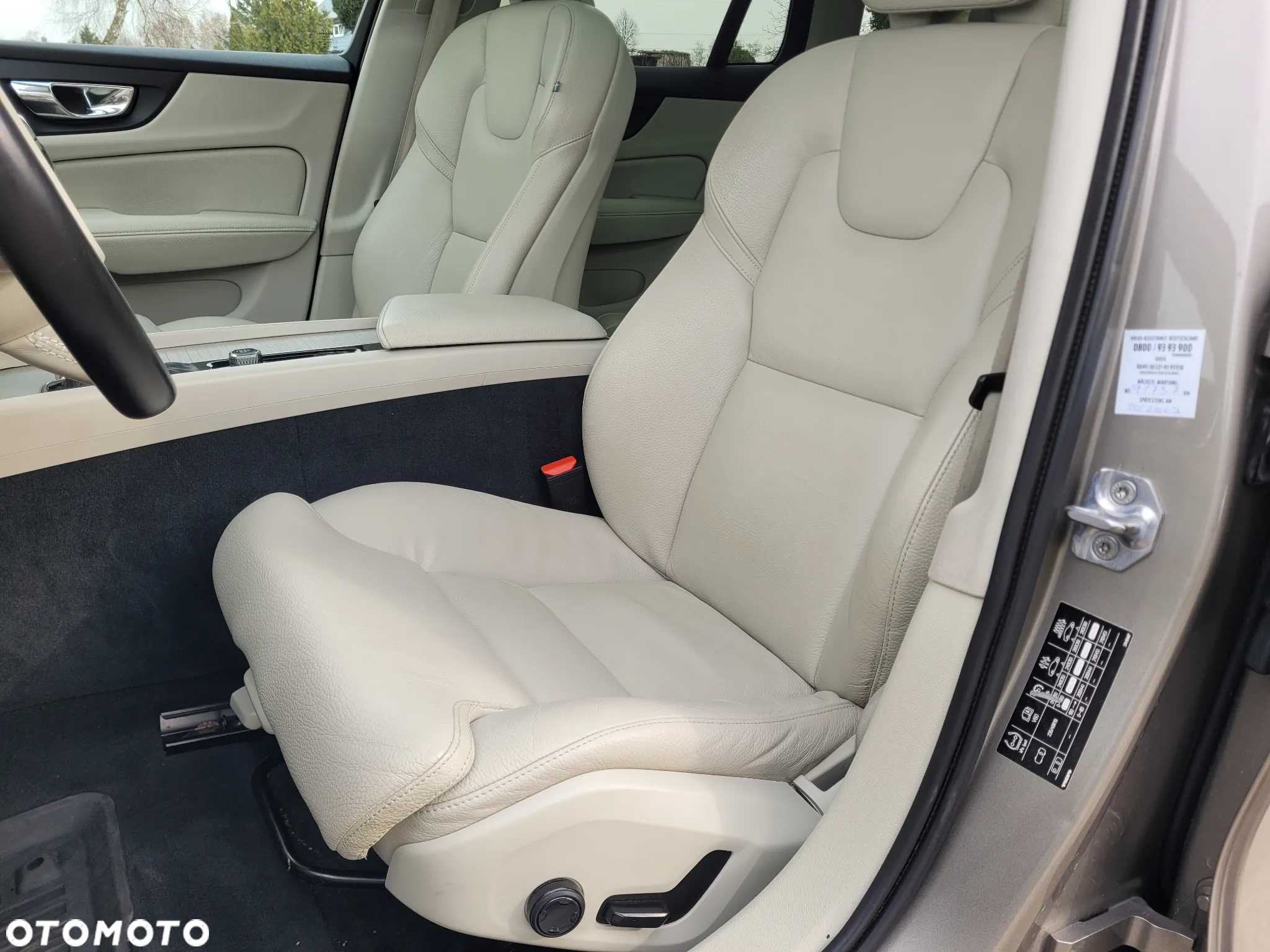 Volvo V60 T6 AWD Inscription - 9