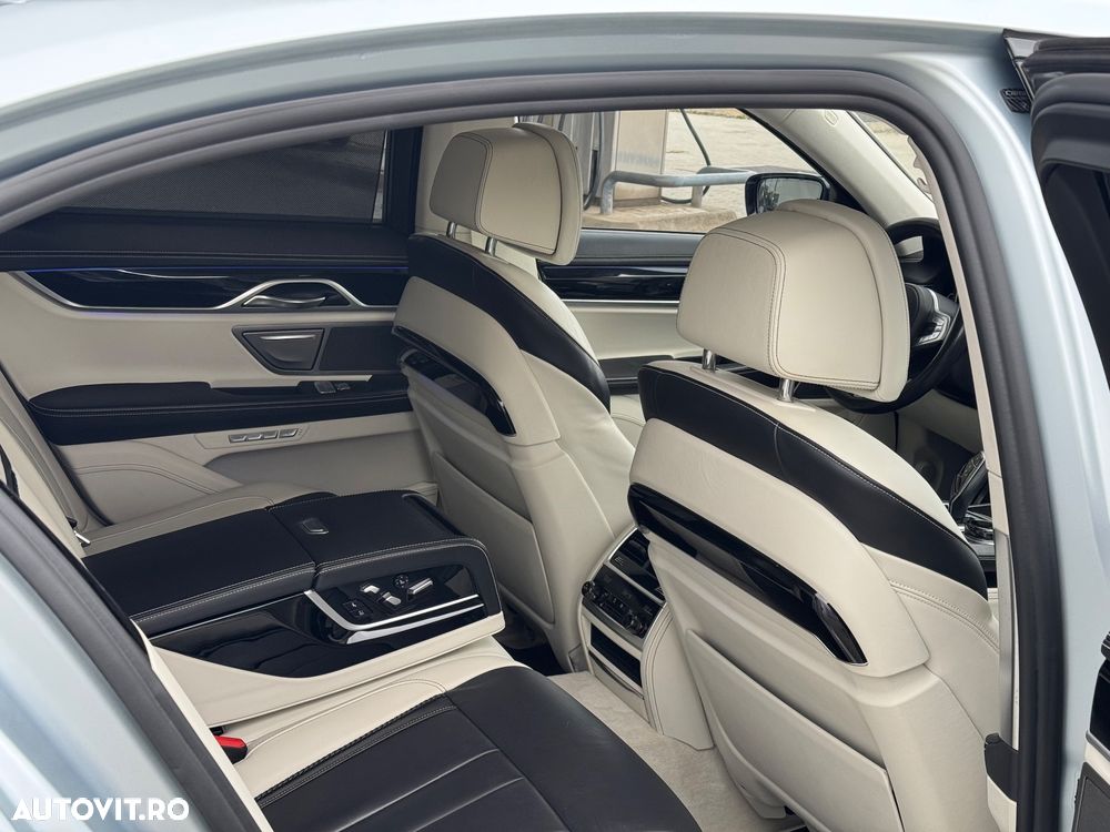 BMW Seria 7 - 11