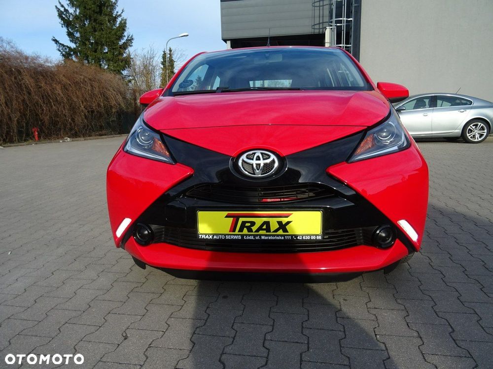 Toyota Aygo x-play Eco - 2