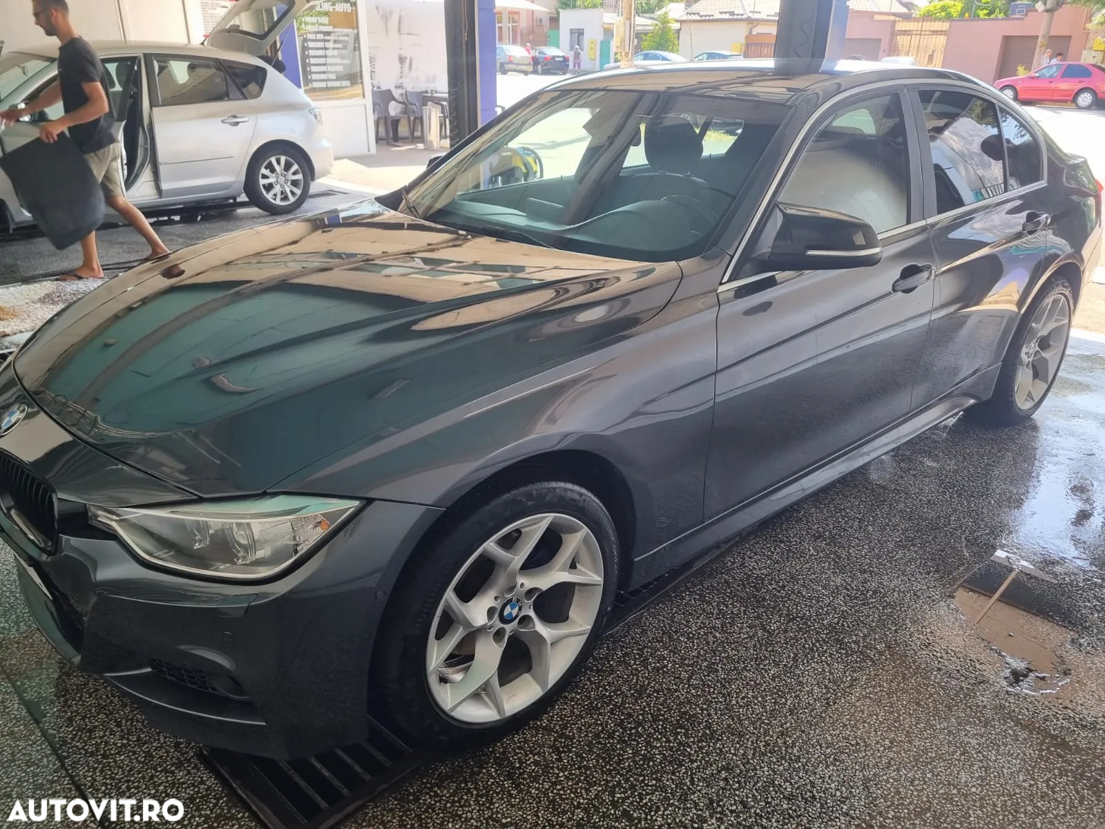 BMW Seria 3 320d xDrive GT Aut. - 3