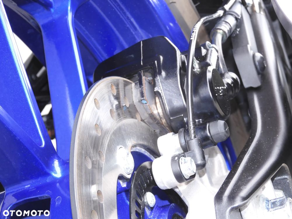 Yamaha YZF - 12