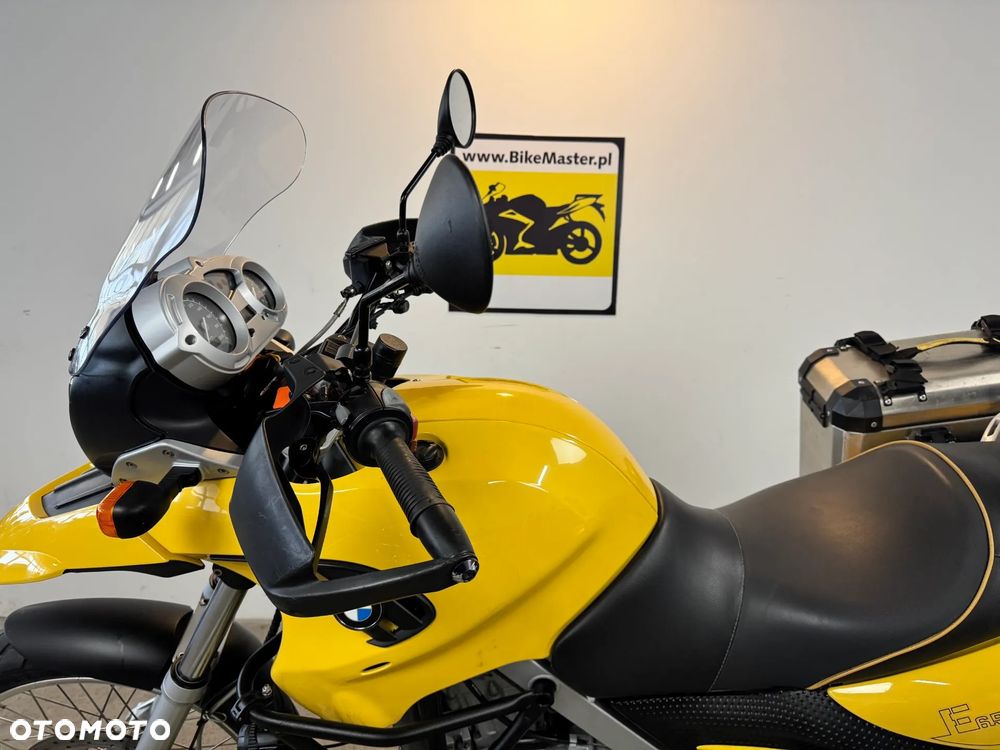 BMW F - 21
