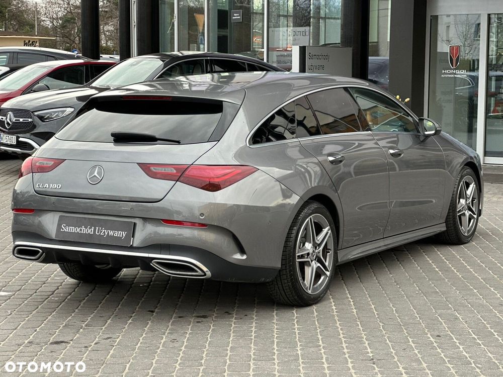 Mercedes-Benz CLA 180 AMG Line 7G-DCT - 7