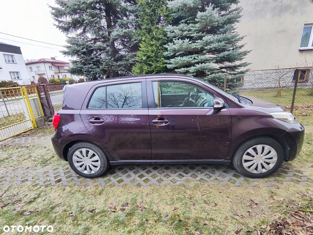 Toyota Urban Cruiser - 2