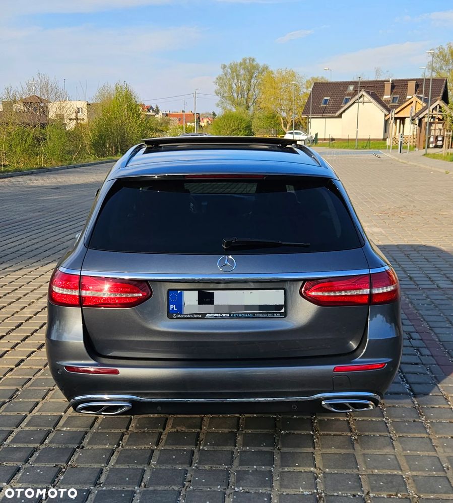 Mercedes-Benz Klasa E 220 d 9G-TRONIC Avantgarde - 22