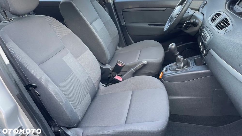 Renault Scenic 1.6 16V 110 TomTom Edition - 17