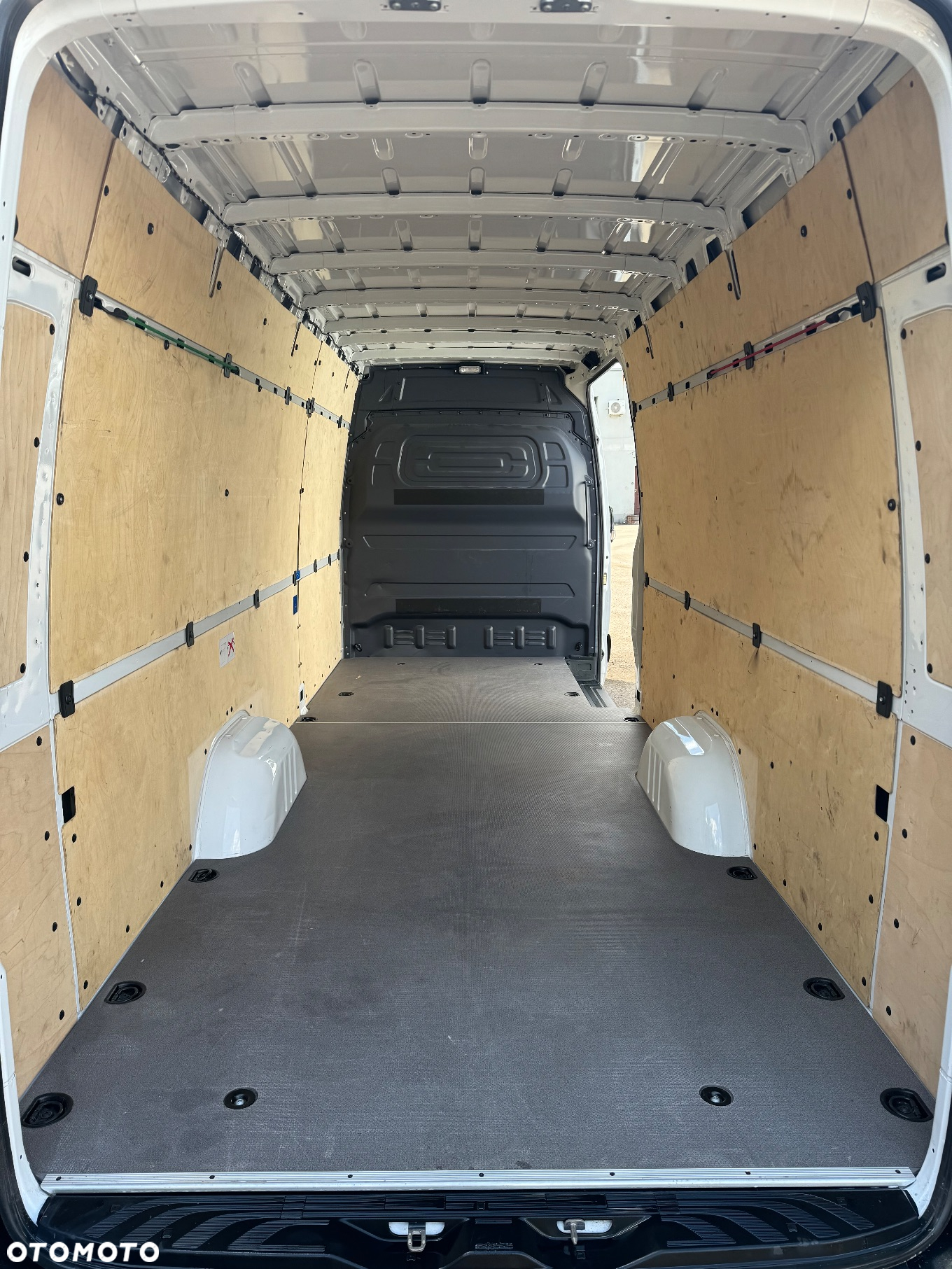 Mercedes-Benz sprinter - 8