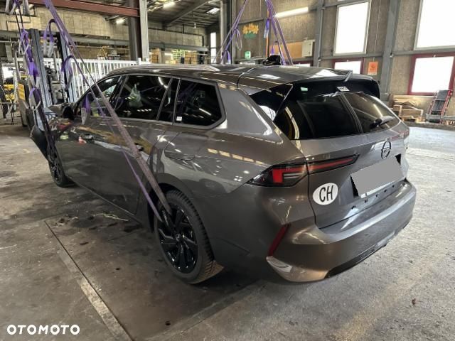 Opel Astra 1.6 T Plug-in Hybrid GS - 4