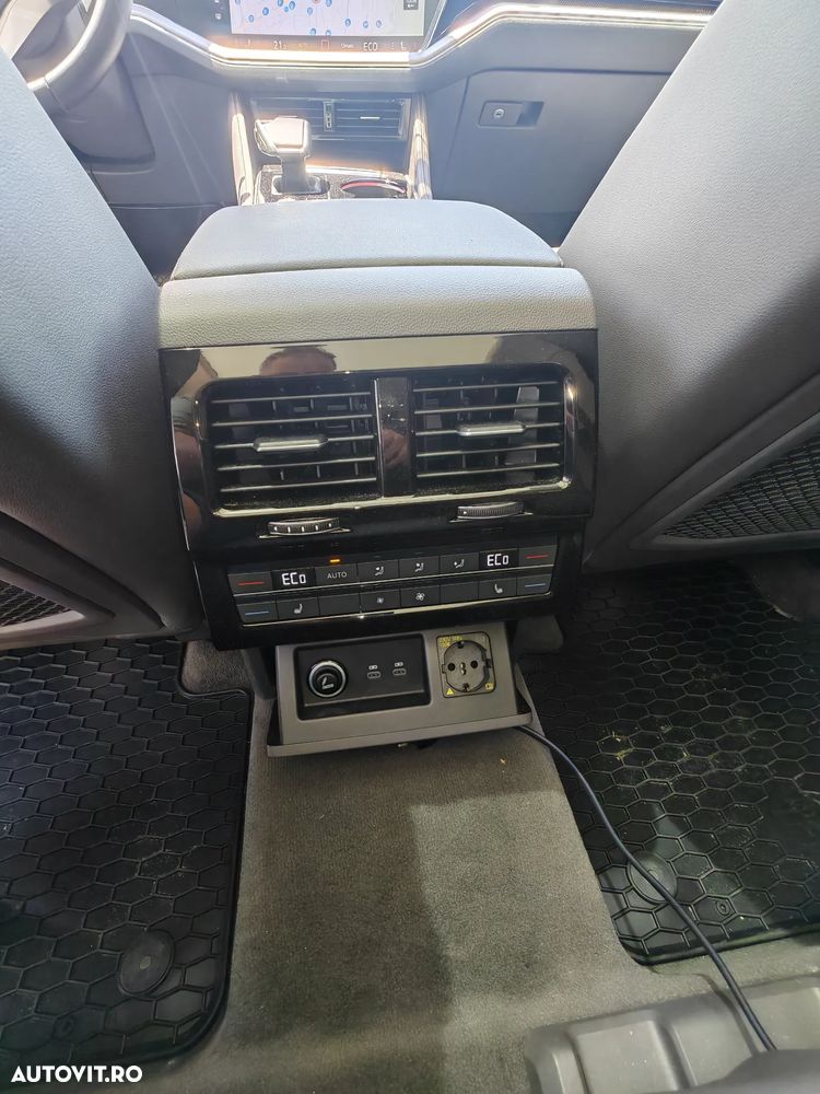 Volkswagen Touareg - 6