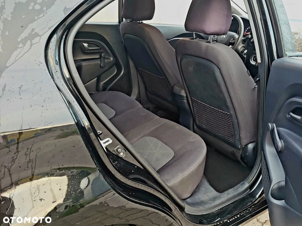 Kia Rio 1.2 Attract - 6