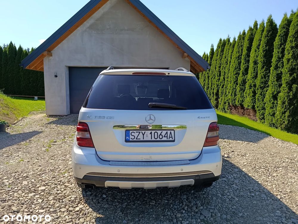 Mercedes-Benz ML 320 CDI 4-Matic - 3