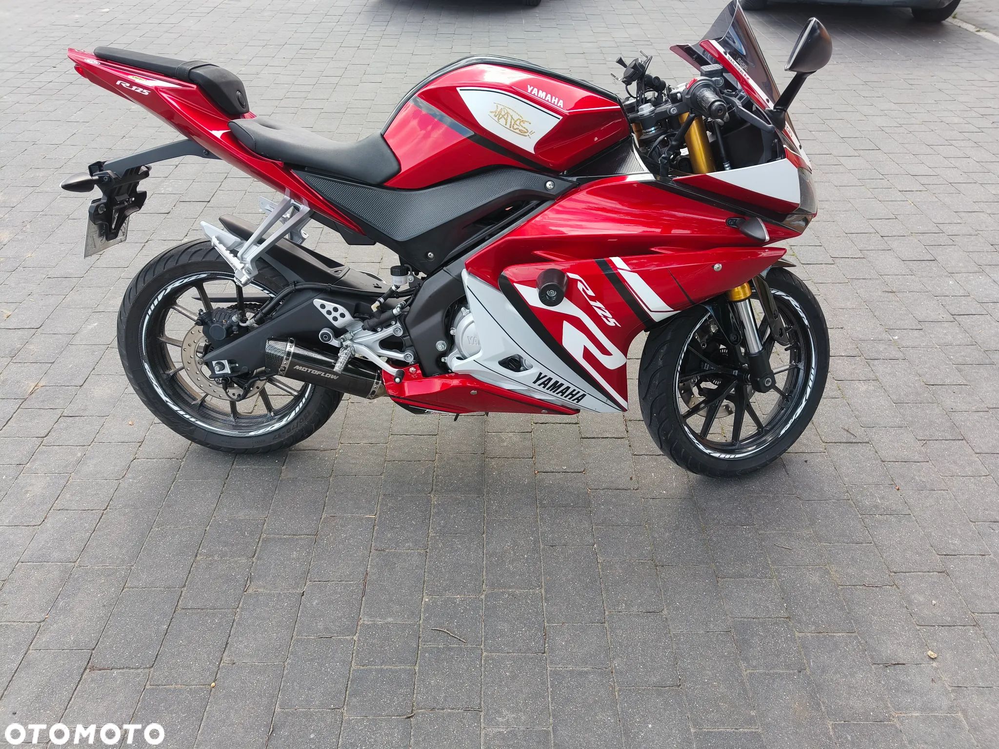 Yamaha YZF - 1