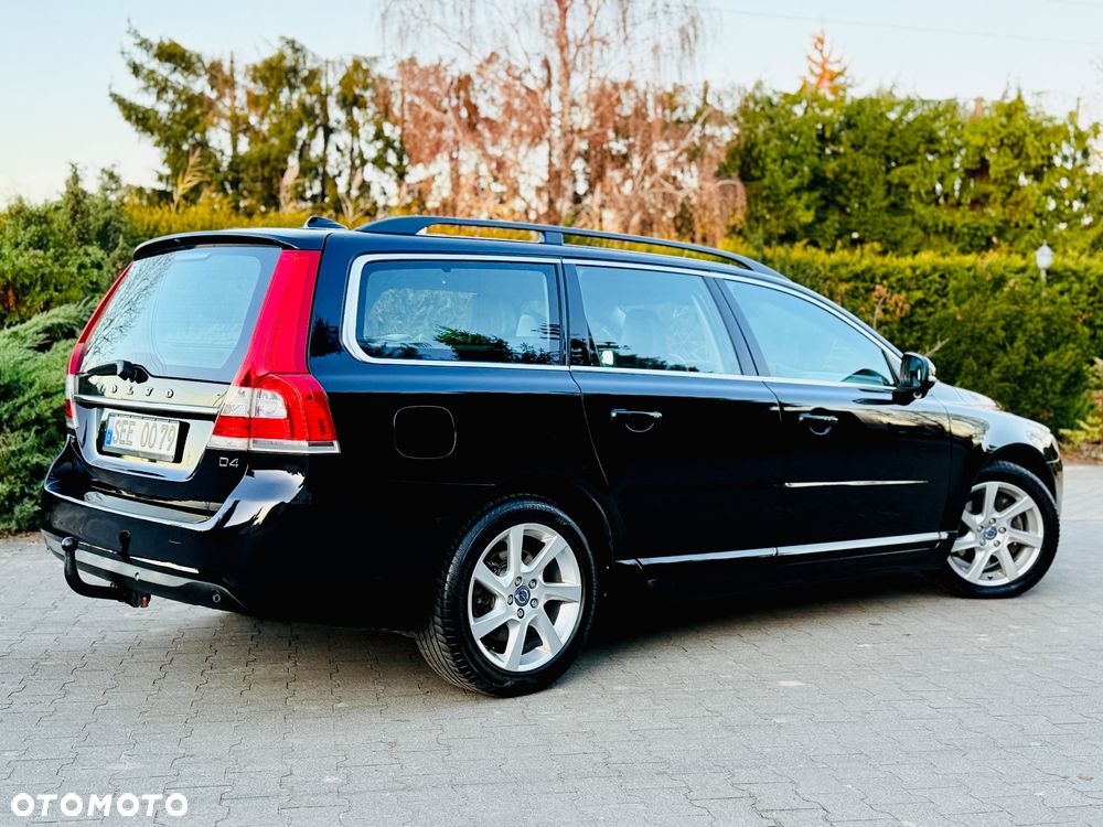 Volvo V70 D4 Geartronic Summum - 22