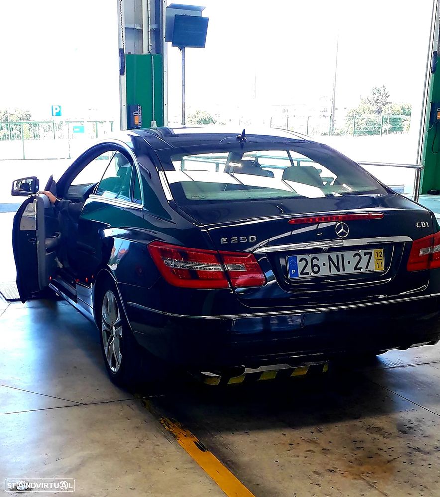 Mercedes-Benz E 250 CDi Avantgarde BlueEfficiency Auto - 17