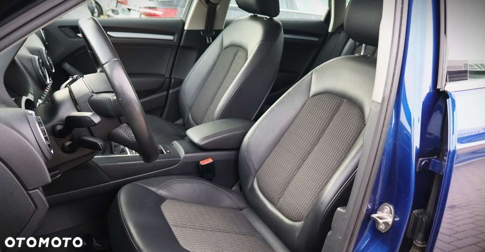 Audi A3 Sportback - 12