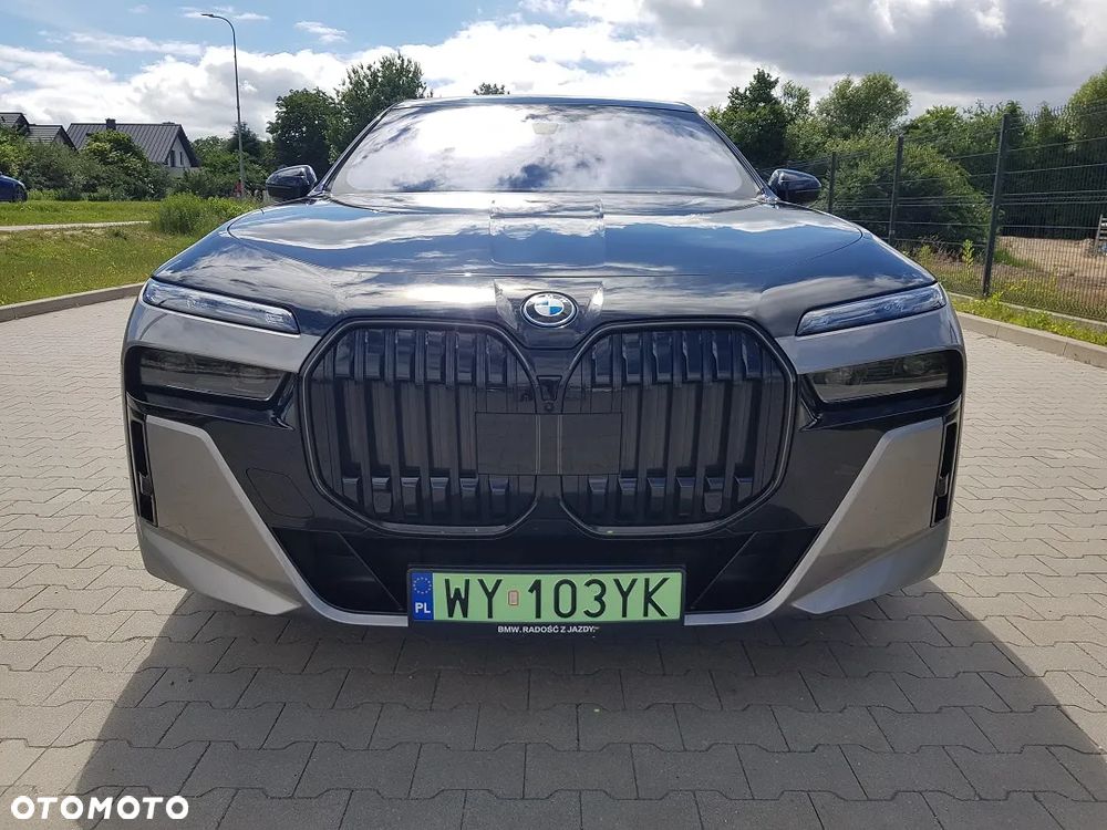 BMW i7 105.7kWh xDrive60 M Sport - 12