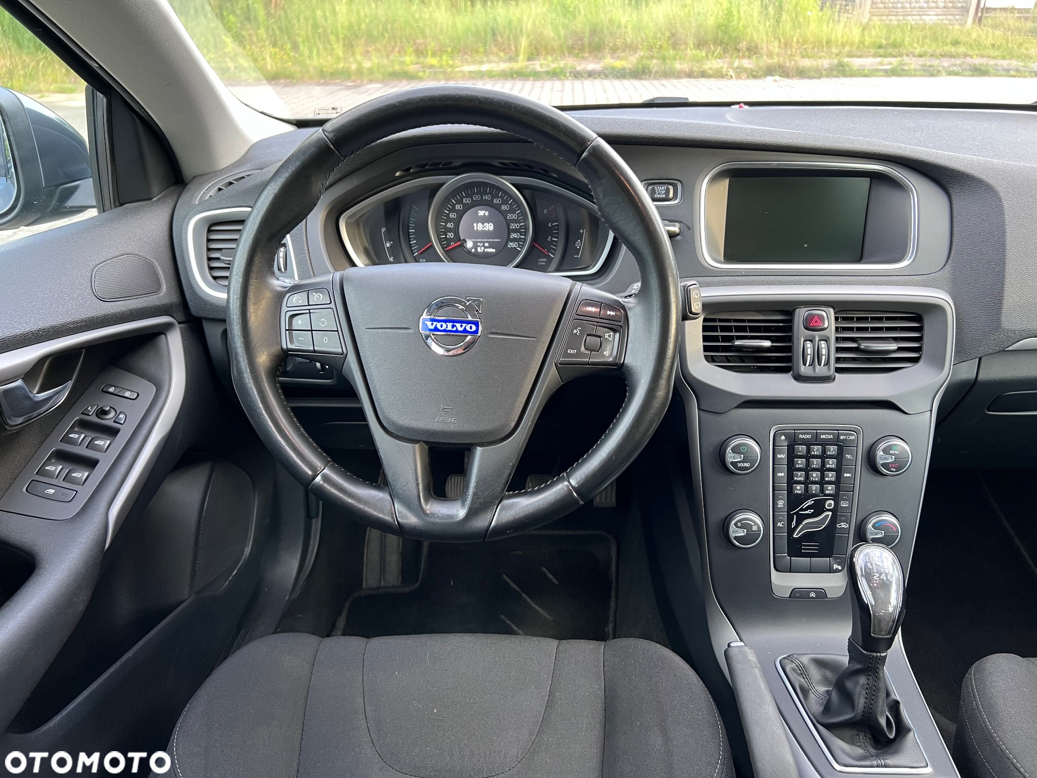 Volvo V40 - 8