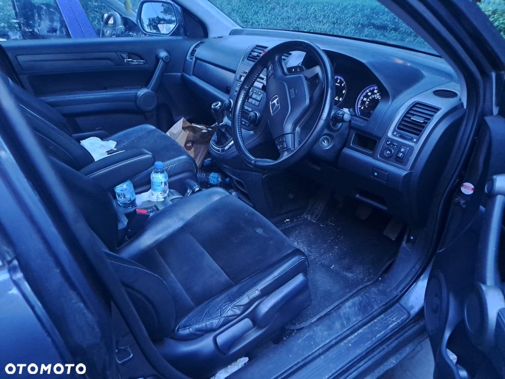 Honda CR-V - 4
