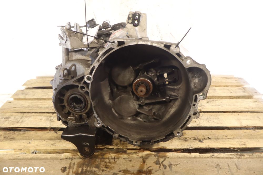 SKRZYNIA BIEGÓW 6 BIEGOWA HYUNDAI I40 1.7CRDI SF81VF - 1