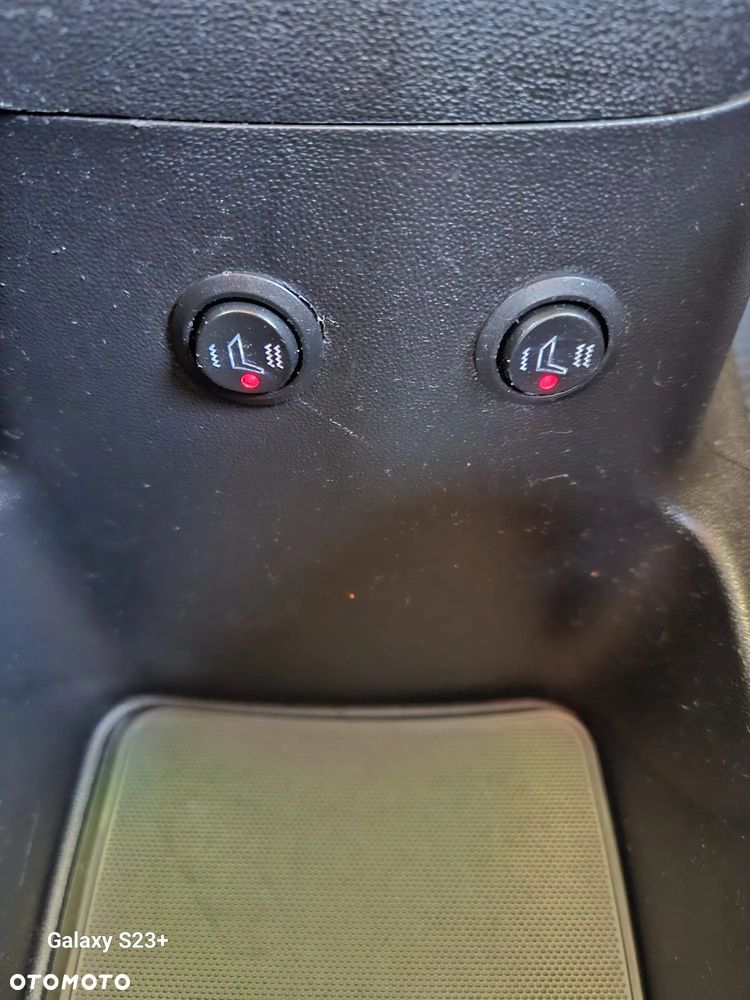 Hyundai ix20 1.4 blue Comfort - 11